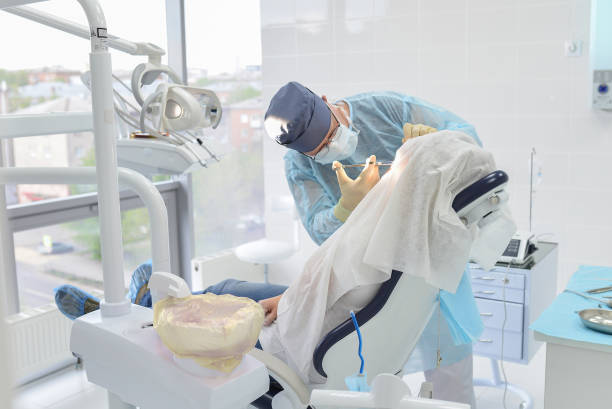 Best Emergency Tooth Extraction in Lone Tree, IA